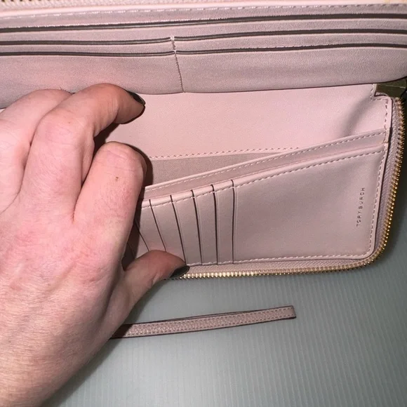 Tory Burch Pink Robinson Long Travel Wallet - Picture 8 of 14